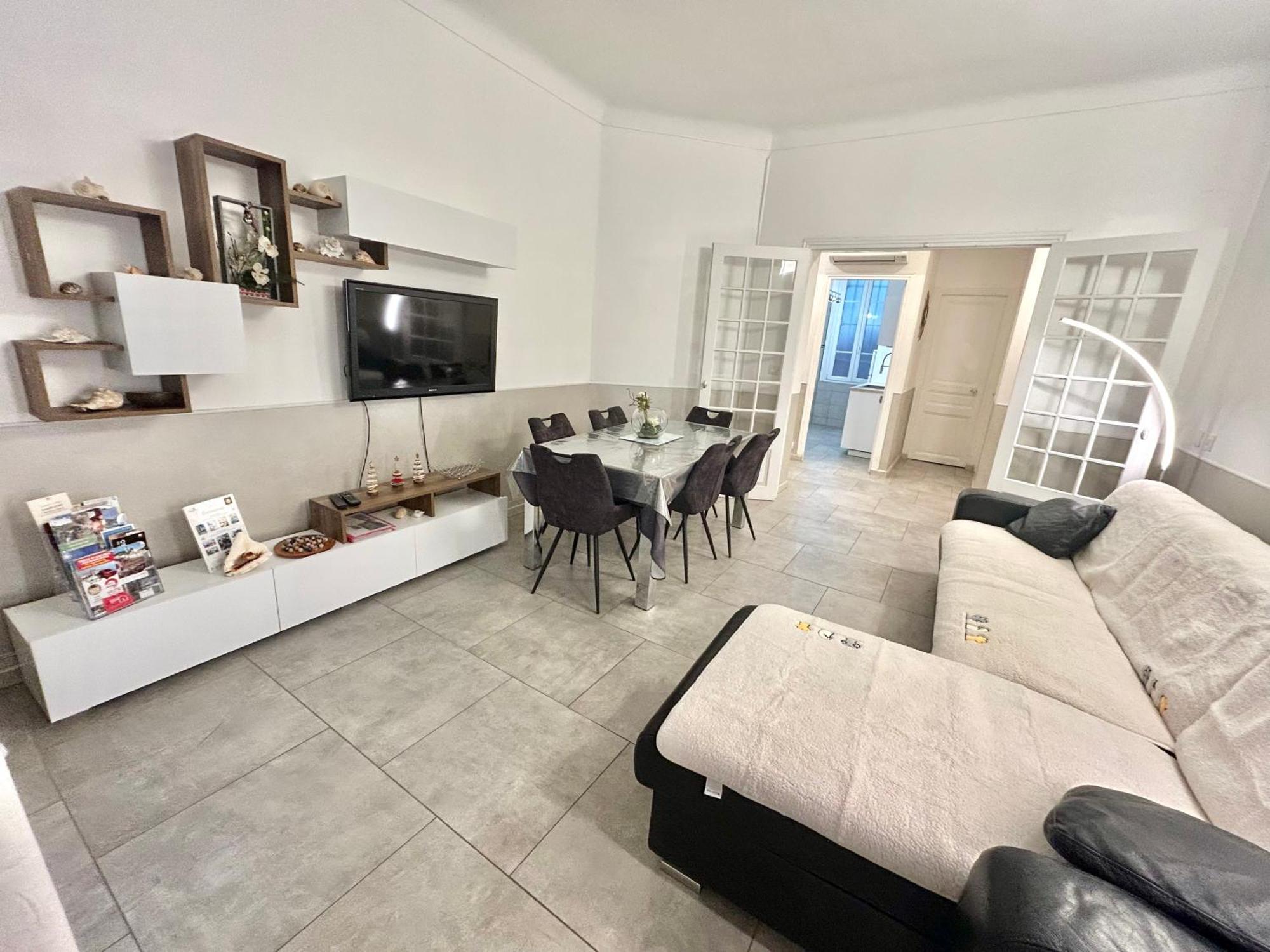 Amiral Courbet Apartment Juan-les-Pins Exterior photo